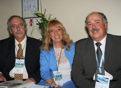 Dr. Roberto Vasquez, Dra. Mónica Repetto y Raúl Alvarez del Rivero