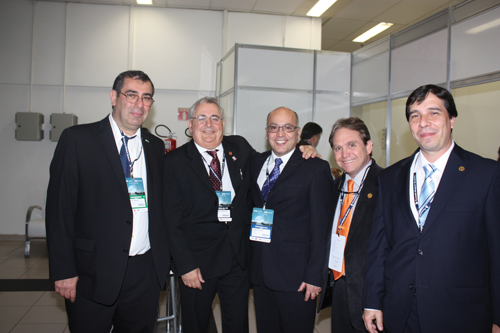 Dr. Carlos Tarzian, Dr. Ricardo Emile Baaklini, Dr. Oswaldo Ramos, Dr. Pedro Unshelm y Dr. Ramón Bataglia