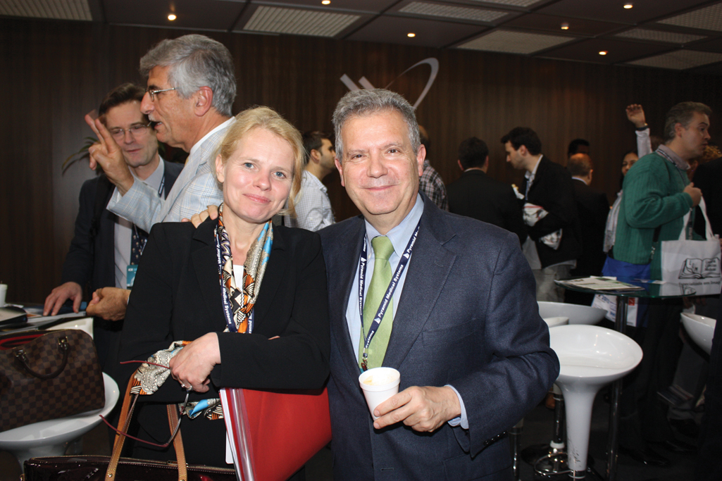 Dra. Brigitte Lindlbauer de la ESR y Dr. Pablo Ross
