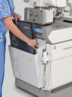 Carestream introduce nuevas características en sus sistemas de Radiología Digital DRX-1, DRX-Mobile Retrofit Kit y Sistema Transportable DRX Carestream DRX-Mobile Retrofit Kit