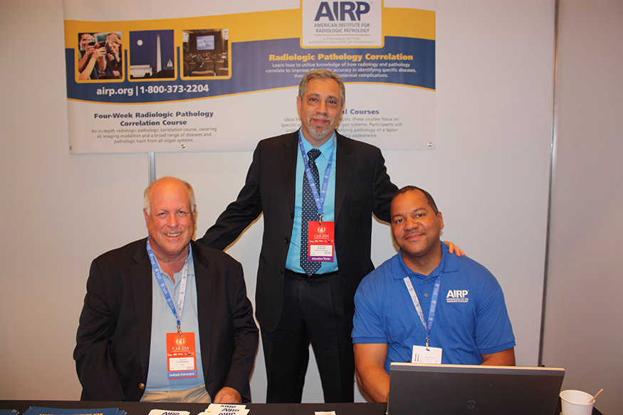 Dr. Leonard Glassman, Dr. Daniel Mysler y Carl Williams de AIRP