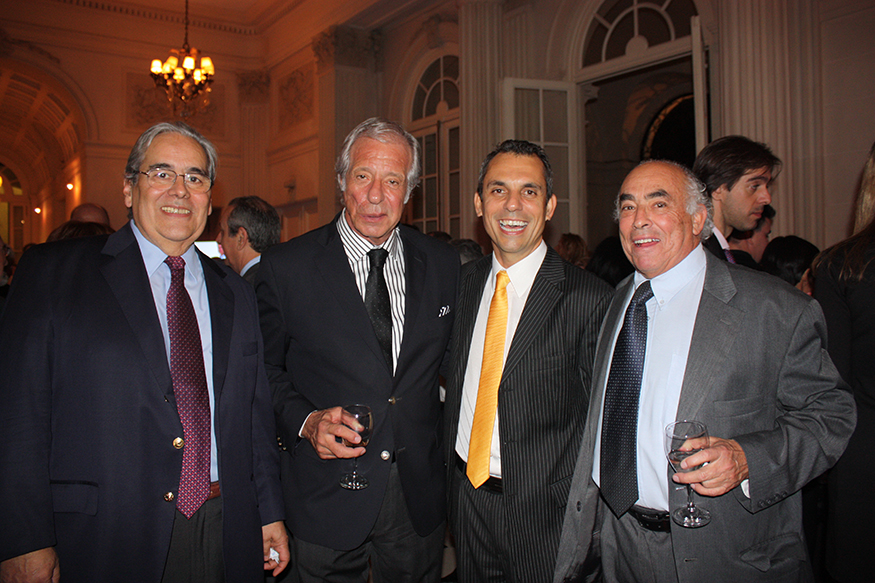 Dr. Roberto Villaveiran, Dario Cordenons y Dr. Carlos Oulton