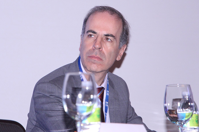 Dr. Henrique Carrete Junior (Brasil), Presidente del CIR