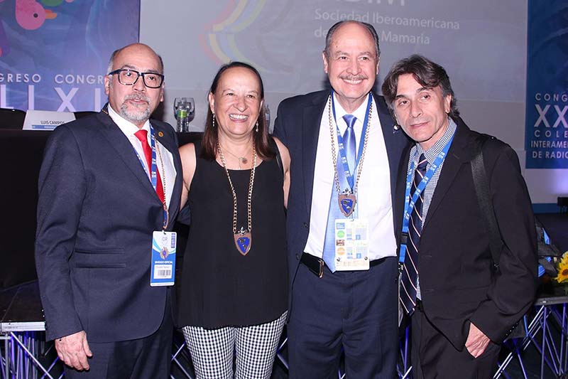 Dr. Oswaldo Ramos de Venezuela, Dra. Gloria Soto de Chile, Dr. Dante Casale Menier de México y Dr. Rodrigo Restrepo de Colombia