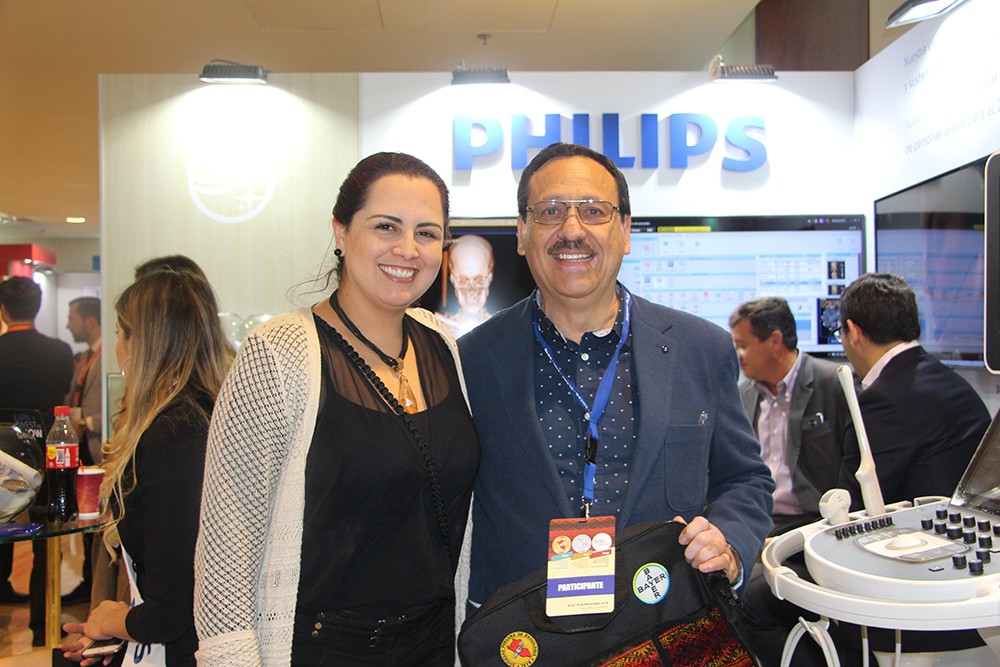 Dra. Claudia Parra Perea, Modality Sales Specialist Ultrasond Latam de Philips Peruana y Dr. Julio Onego