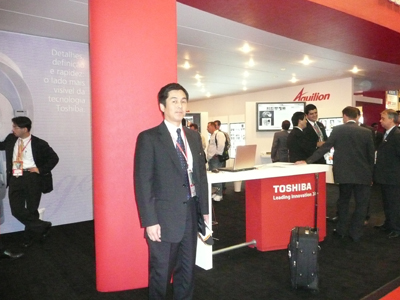 Michimasa Ishii (Gerente Regional de Ventas Internacionales para Canada y Latino América de Toshiba Medical Systems )