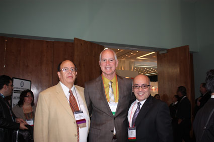 Dr. Enrique Mainero, Dr. George Bisset de RSNA y Dr. Oswaldo Ramos del CIR