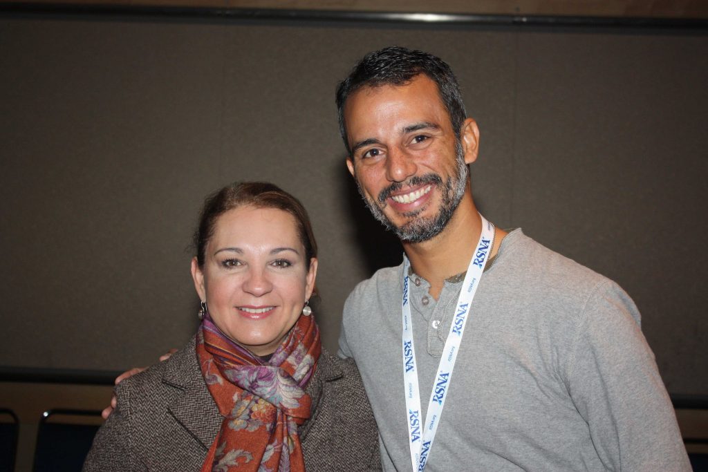 Dra. Rayda Hernandez Guasch y Dr. Jorge Vidal de la Sociedad Radiológica de Puerto Rico