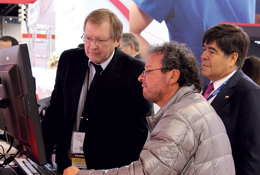 Ing. Guillermo Mac Clay de Griensu, representante de Toshiba en Argentina en RSNA 2014