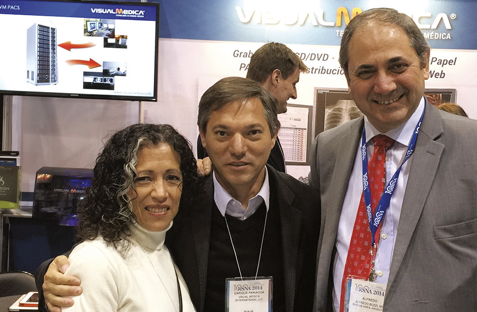 Alejandra Capdevila, Enrique Paniagua y Dr. Alfredo Buzzi