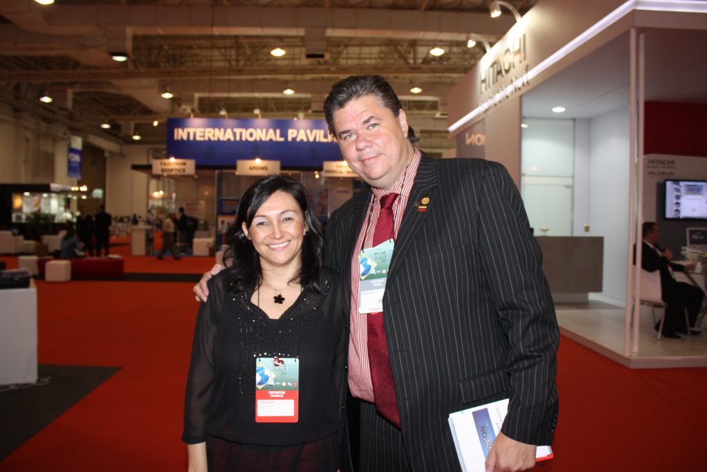 Paula Grisales de la ACR y Jorge Casas Alvarez de DIAGsimed, Venezuela