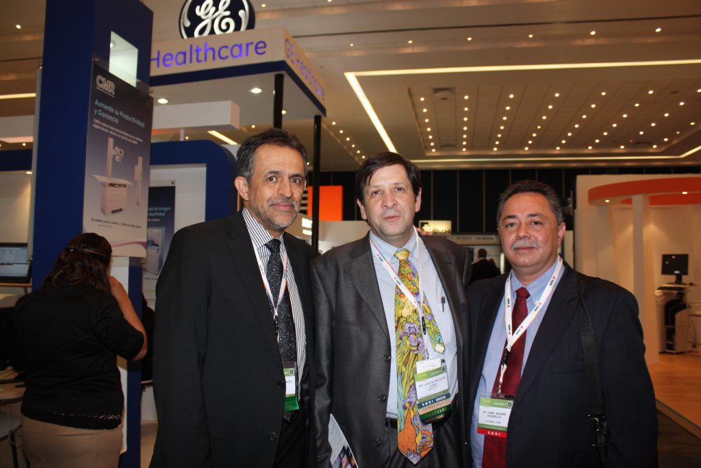 Dr. Luis Felipe Alva López y Dr. Jaime Madrid Jaramillo de Colombia