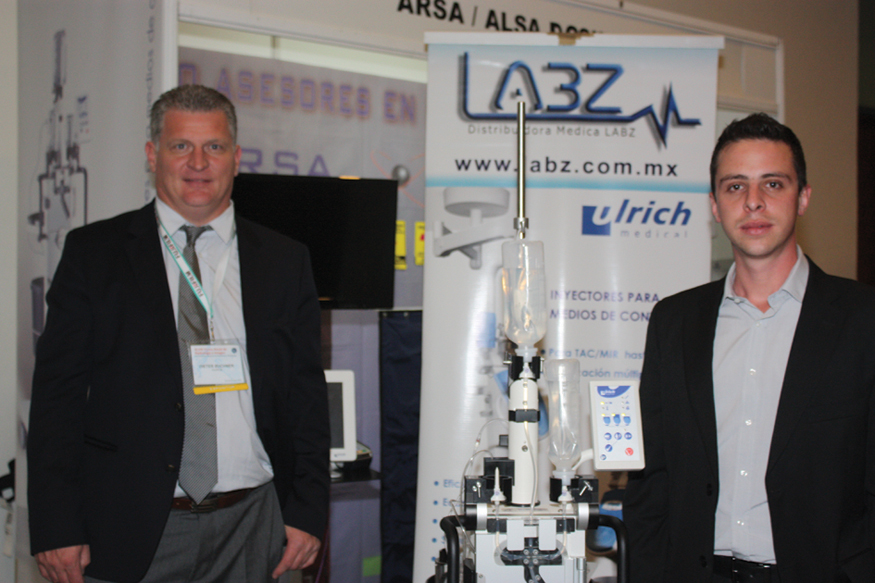 Dieter Buchner y Oscar Fernandez de Labz (distribuidores de Fujifilm, Ulrich Medical y GE Healthcare en México)
