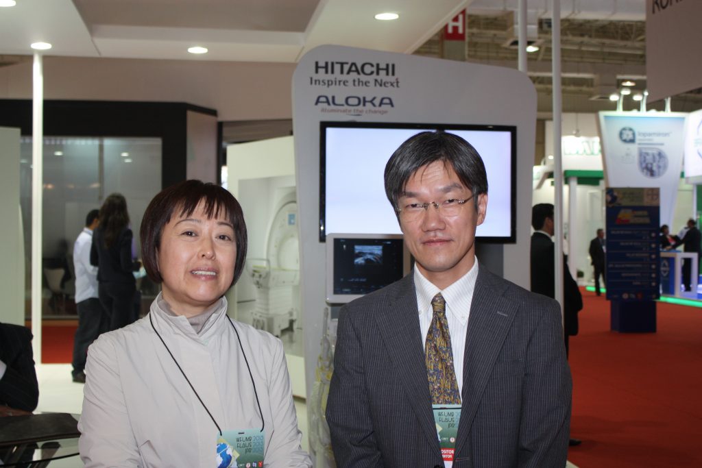 Kumiko Kasai y Takashi Wada de Hitachi-Aloka