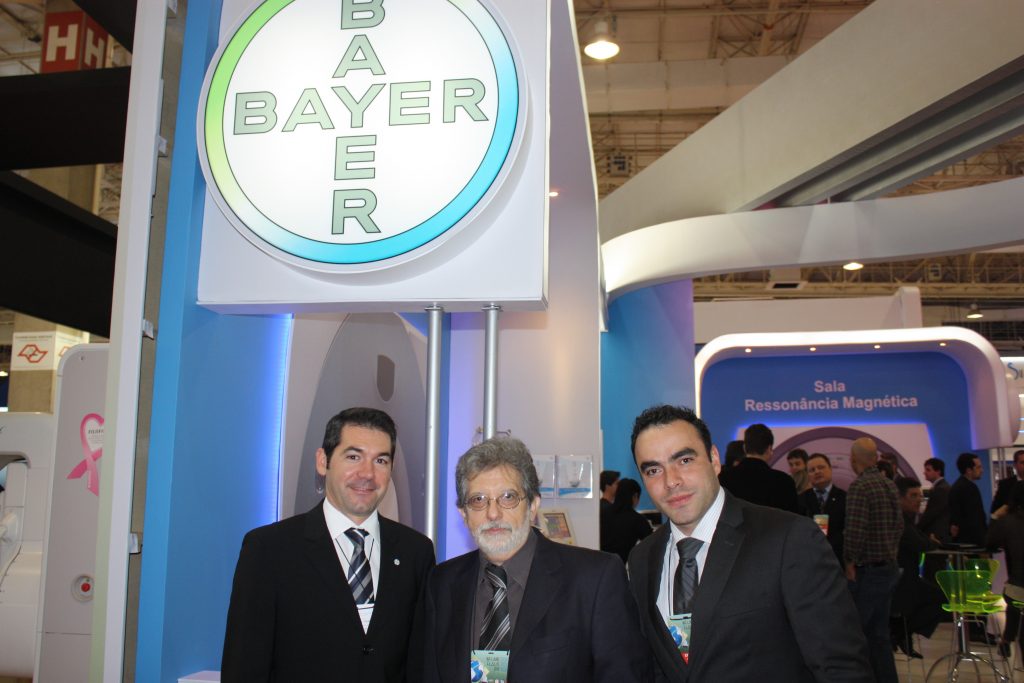 David García Calleja, Dr. Héctor Basile y Gustavo Abdala Lezama de Bayer Healthcare