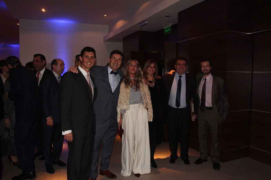 Dres. Ricardo Trueba, Claudio Bonini y Sra., Luis Fajre y Guillermo Azulay