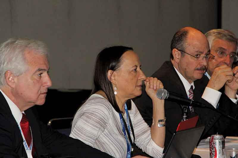 Dr. Sergio Lucino, Dra. Gloria Soto, Dr. Dante Casale y Dr. Eduardo Fraile
