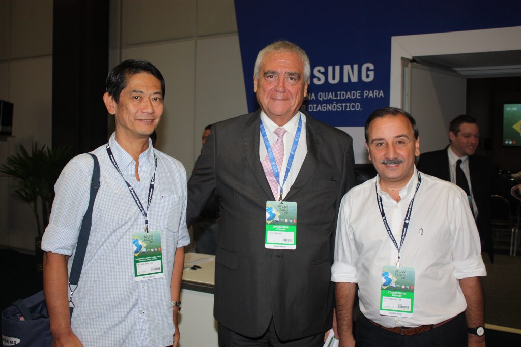 Dr. Wilfredo Sakai Yagi, Dr. Carlos Bruguera y Dr. José Luis Volpacchio de Buenos Aires