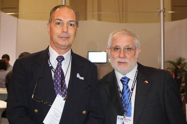 Prof. Dr. Miguel Tortosa de Tucumán, Argentina y Dr. Miguel Angel Pinochet, Presidente de la Sociedad Chilena de Radiología
