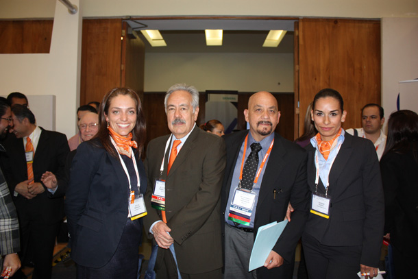 Sylvia Morales de Carestream Helath, Dr. José Luis Ramirez Arias, Dr. Gerardo Perdigón C. y Susana Rueda R. de Carestream Helath