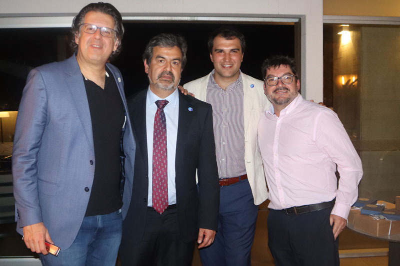 Dr. Luciano Chalal, Dr. Carlos Toledo, Dr. Rodrigo San Martín y Dr. Christian Pérez Núñez