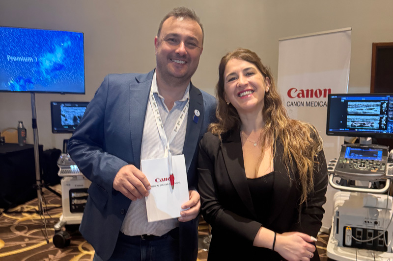 Lic. Juan Martín Pichetto y Vanesa Rivero de Canon Argentina