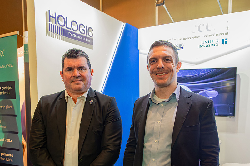 Jorge Hillkirk y Federico Telmo en el Stand de Access Medical Systems