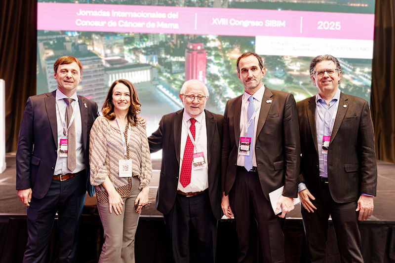 Dr. Matías Landi, , Dra. Linei Urban Dr. Miguel Angel Pinochet, Dr. Javier Rodríguez Lucero y Dr. Luciano Fernandes Chala