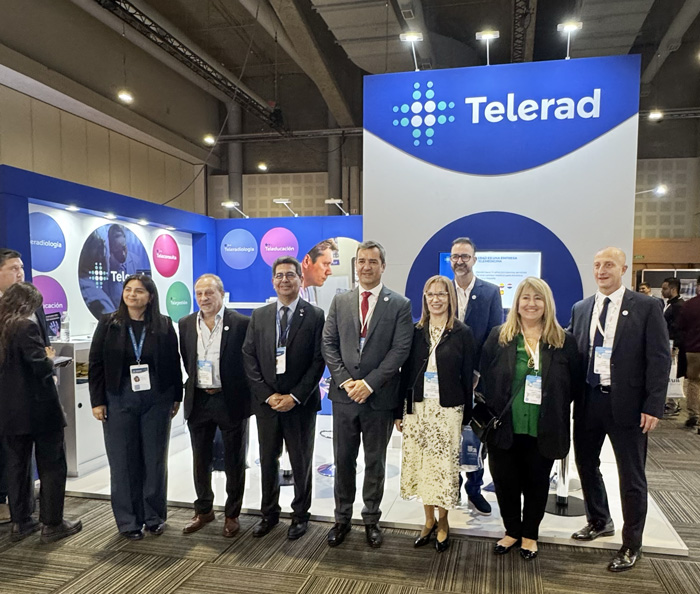 Autoridades CADI en el stand de Telerad