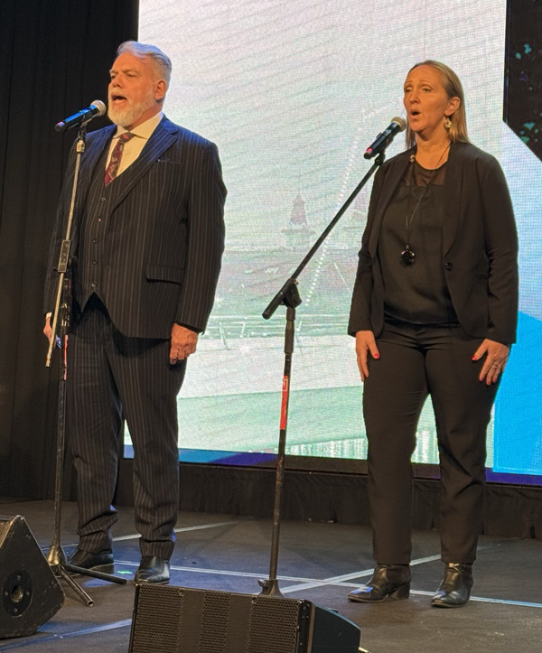Dr. Ezequiel Salas y Dra. Romina Moreau