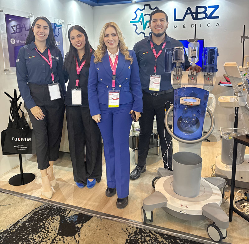 Stand de Labz Medica en el CIIS 2025 en Guadalajara