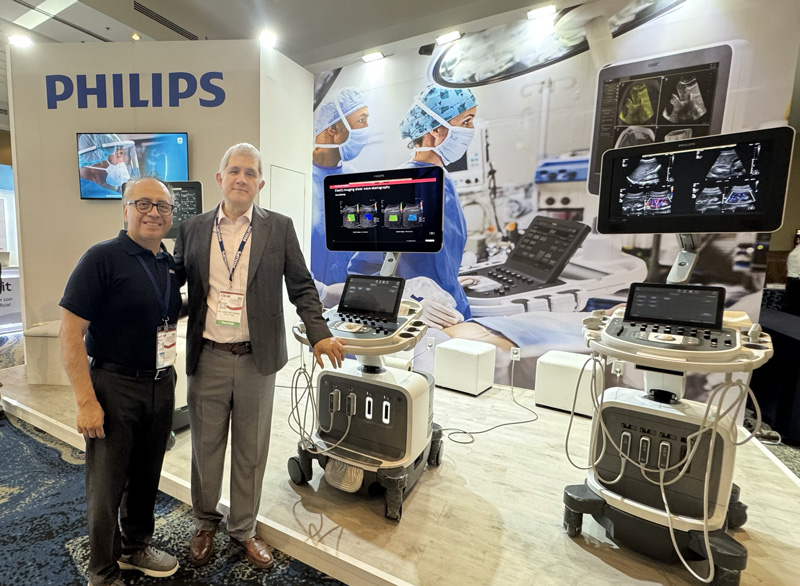 Víctor Hugo Jimenez Latam US Clinical Application Clinical Sales Support de Philips con el Dr. Amir Perez Lanz