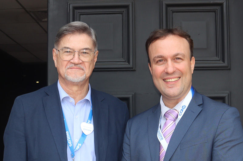 Pedro Heber de Philips y German Repetto de Fujifilm en el CChR 2025