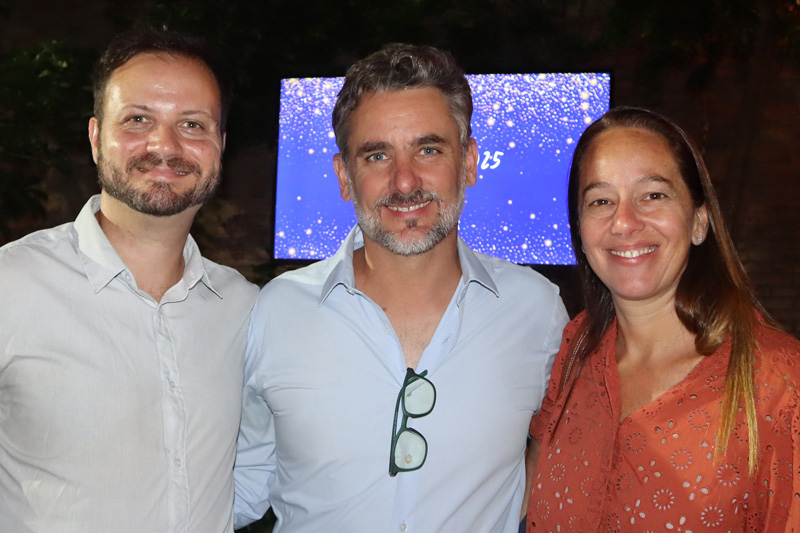 Ezequiel H Marcelo Salazar y Javier Oliva aedo, Mariano Valcarce y Bárbara Domb