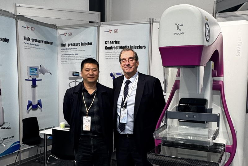 Fernando González en Sino Medical